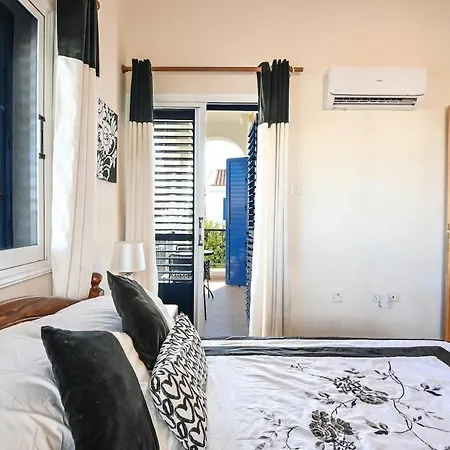 Evace By Multirenrs Villa